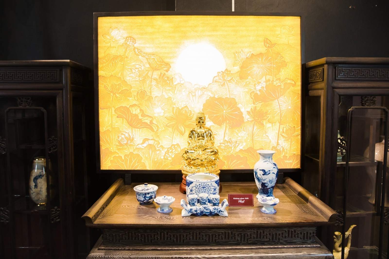 Cách sắp xếp bố trí bàn thờ Phật tại gia