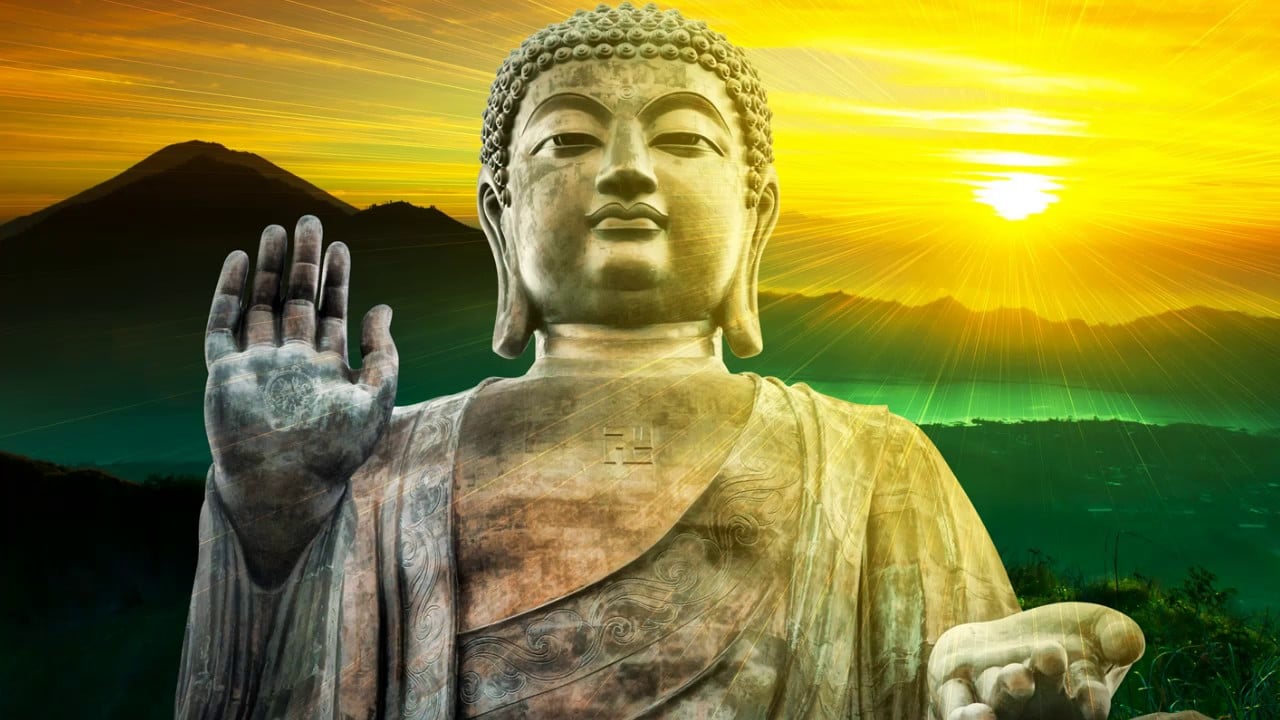 Đức Phật dạy chúng ta hãy quán chiếu thân thể là vô thường, nó rất dễ mất, để chúng ta đừng chấp thủ, đừng luyến ái mà khổ đau.