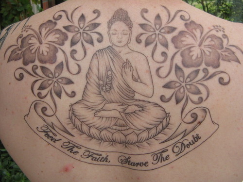 Đức Phật được yêu thích là vì thông điệp ý nghĩa mà nó mang lại cho những người yêu thích phật giáo. Sự kết hợp của tranh đức phật và hình xăm độc đáo sẽ tạo ra những tác phẩm nghệ thuật xăm hình độc đáo và phong phú cho năm
