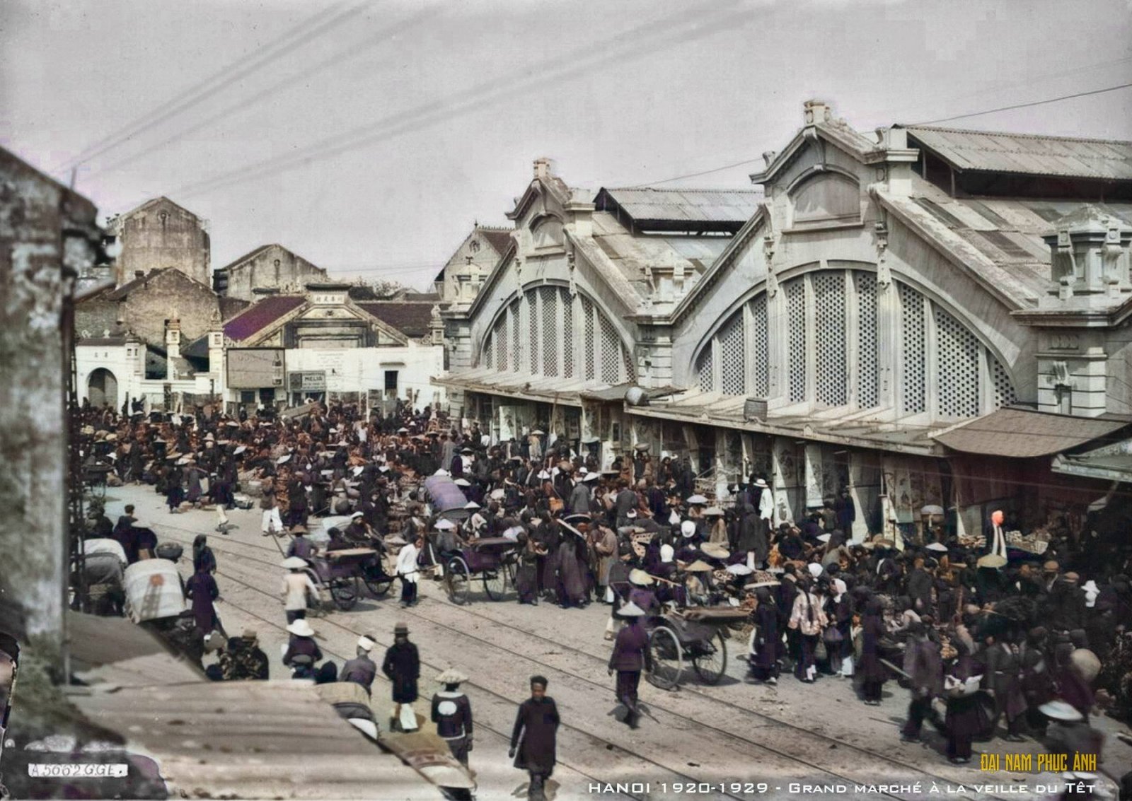 Những hình ảnh quý hiếm về chợ Tết Hà Nội năm 1920