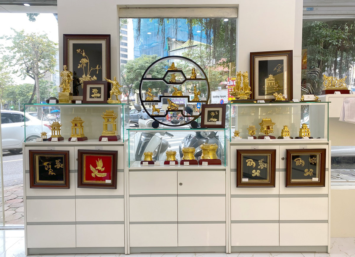 Những món quà do Golden Gift Việt Nam chế tác mang đậm nét văn hoá, địa danh lịch sử
