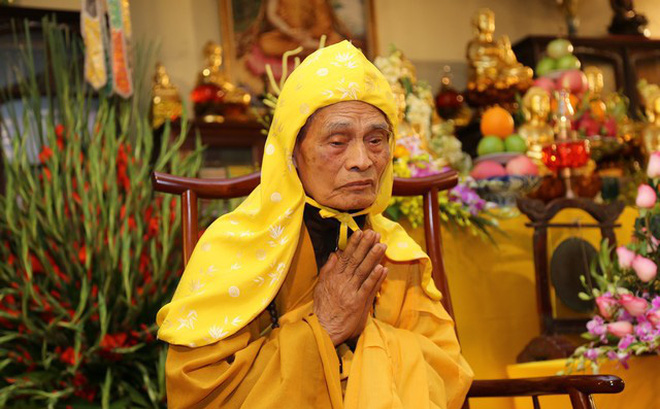 Thầy thì kiến thức phải sâu, thuyết giảng bằng sự chiêm nghiệm của mình, dạy học trò phải nhiệt thành, gương mẫu để có thể “dĩ thân vi giáo”; coi việc giúp đỡ học trò là nuôi dưỡng hậu thân của mình; cần tâm niệm “học không biết chán, dạy không biết mỏi”.
