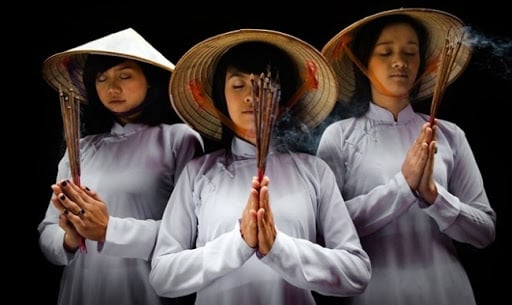 Qua tìm hiểu các tôn giáo và tín ngưỡng đa thần nói chung đã chỉ ra cho chúng ta thấy mỗi tôn giáo đều có những lực lượng tương quan, hỗ trợ riêng của mình.