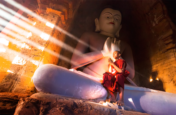 Không một ai có thể thay đổi hay chịu thọ nghiệp thay thế cho ai.