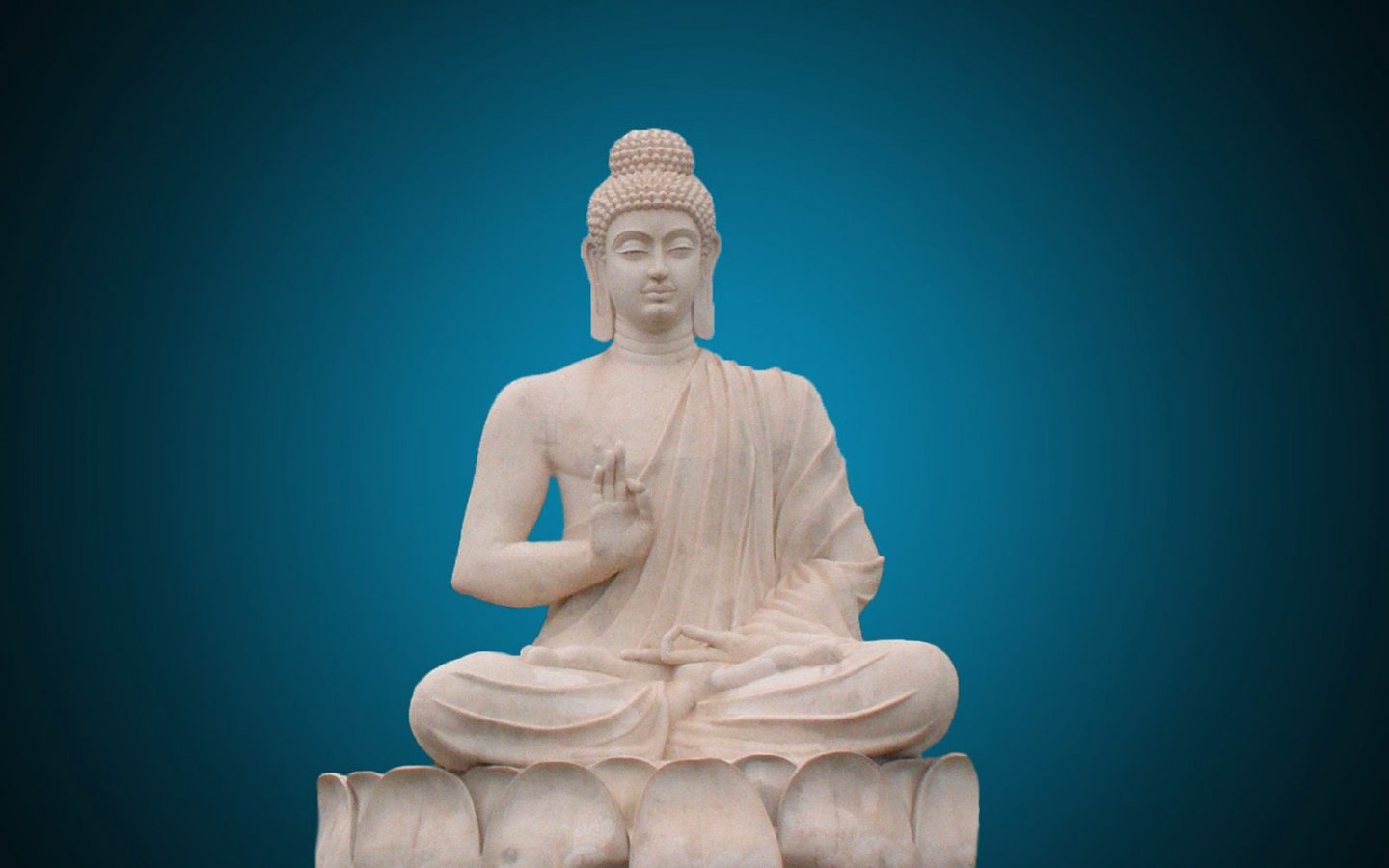 Theo Phật giáo, chữ ‘hòa’ trong đạo Phật không phải là một danh từ suông, cũng không phải là một lời khuyên có tính cách luân lý. Trái lại, nó có nội dung rất dồi dào và thâm hậu dựa trên một căn bản triết lý rất vững chắc đó là Trí huệ.