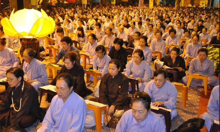 Người tu tinh tấn, siêng năng đọc tụng kinh chú Phật là quý báu lắm rồi.