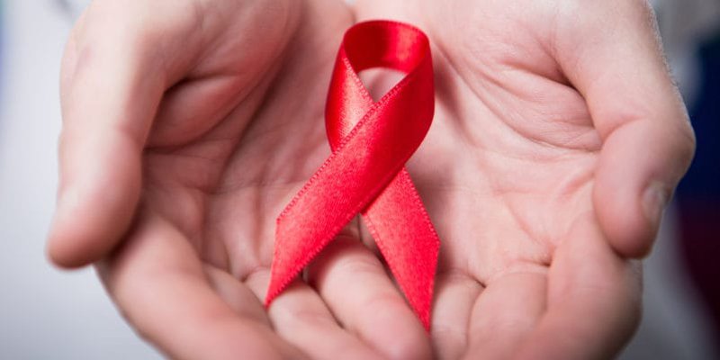 Người nhiễm HIV/AIDS hay lo sợ vì nghĩ rằng cái chết của mình đã được báo trước, lo sợ bị mất việc làm.