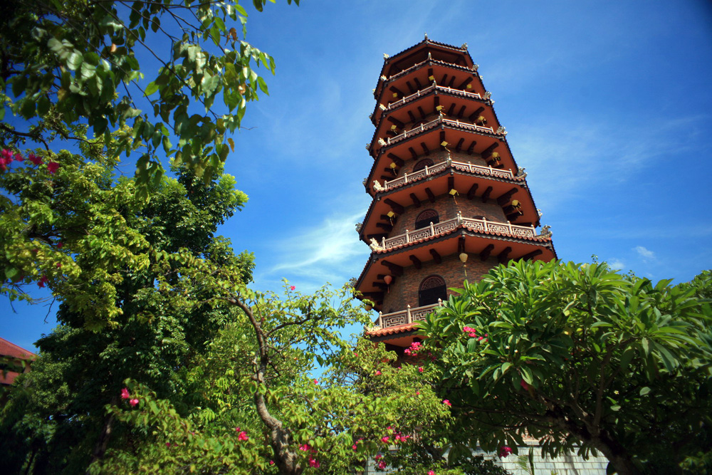 Từ ngôi chùa này, ngọn lửa đấu tranh của Phật giáo đã lan rộng khắp miền Nam Việt Nam, góp phần làm lung lay tận gốc chế độ Ngô Đình Diệm…