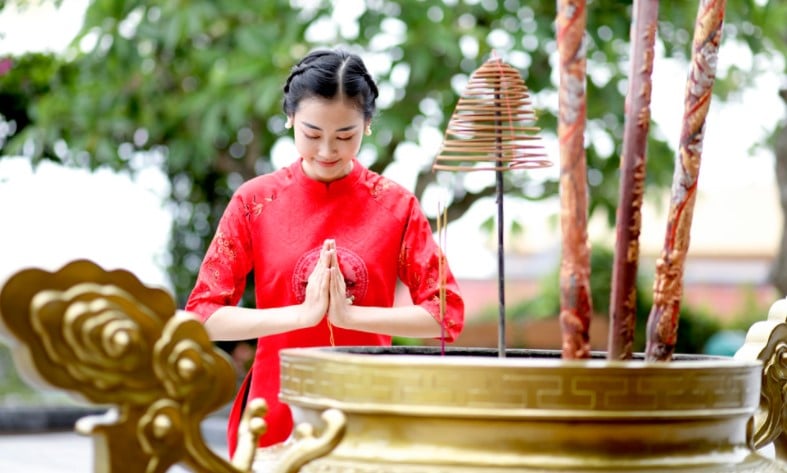 Theo lời Phật dạy, có 11 điều quý giá người phụ nữ nên thực hành để tô bồi vẻ đẹp đạo đức, tạo giá trị bền vững cho bản thân.