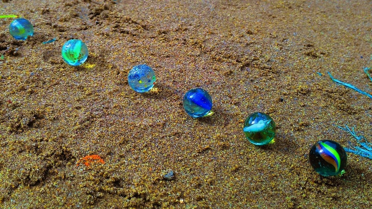 Những viên bi đầy màu sắc. Ảnh minh họa.