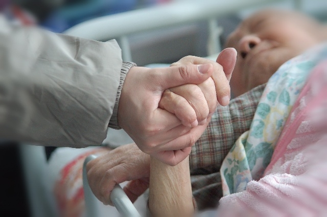 Muốn biết quá khứ hành động ra sao thì hãy nhìn cuộc đời hiện tại. Còn muốn biết tương lai ta ra sao thì cũng hãy nhìn những gì ta làm trong hiện tại.