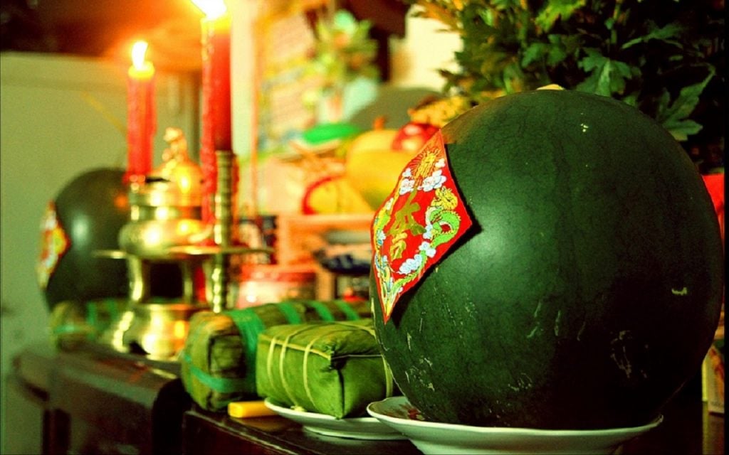 Tết Nguyên Đán là ngày lễ lớn nhất trong năm của người Việt Nam.