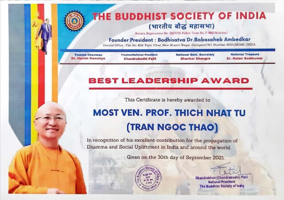 “Giải thưởng Nhà lãnh đạo xuất sắc” (Best Leadership Award)