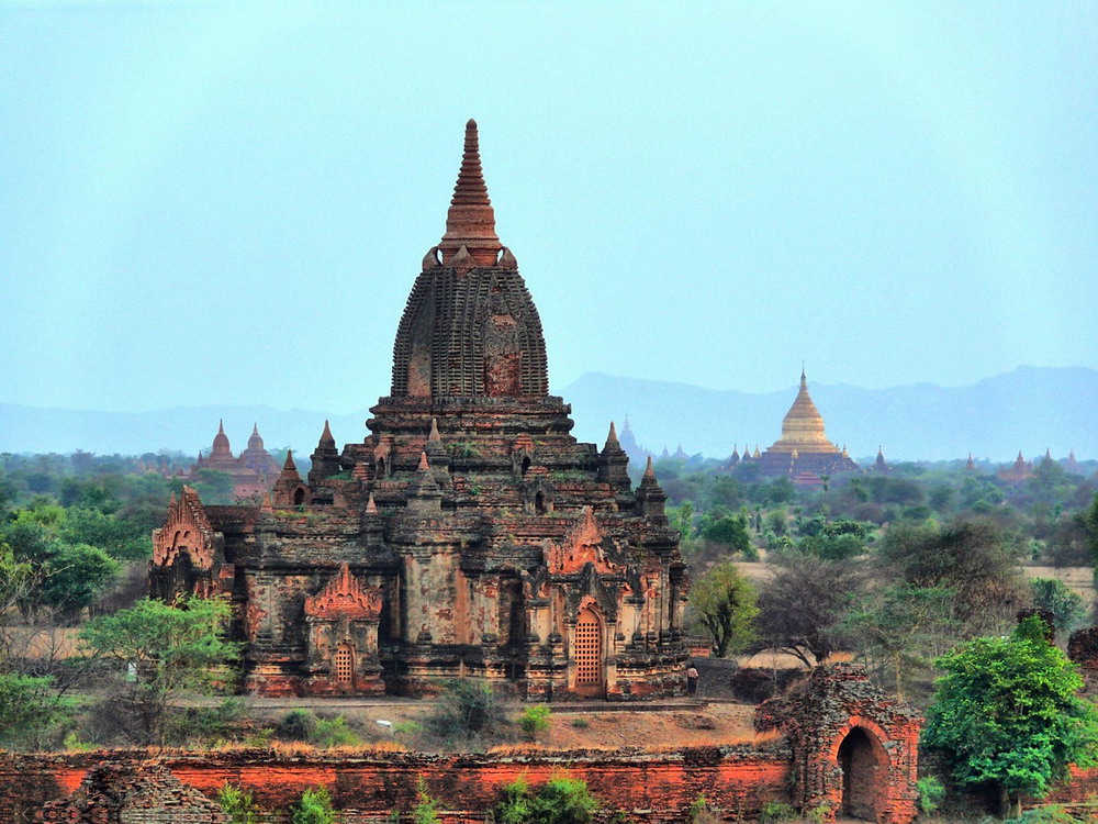 Những công trình kiến trúc còn sót lại ở Bagan chính là hiện thân của một lối kiến trúc đã mất hẳn trong lịch sử.