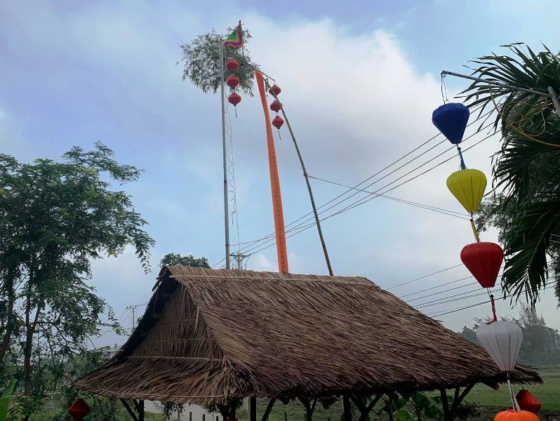Trong sự tích này còn có một triết lý rất nhân đạo đó là lòng bao dung độ lượng. Khi đối phương đã thất bại, đã đầu hàng thì phải mở cho họ một con đường sống.