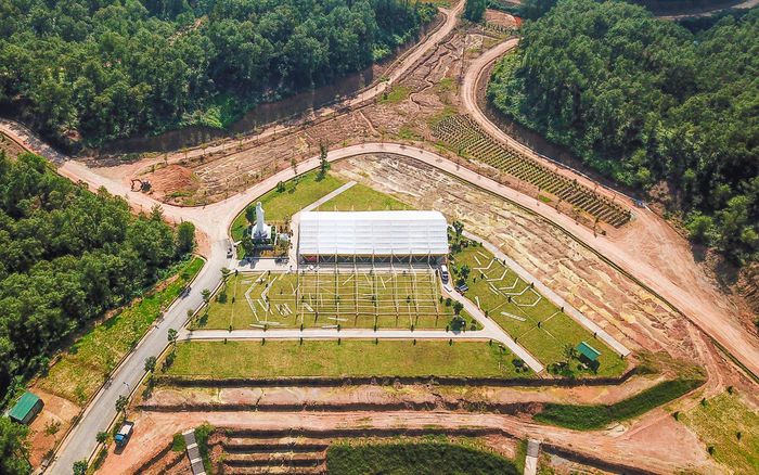 Lễ sơ dạ và trang thiết đài trà tỳ thiền sư Thích Nhất Hạnh 2