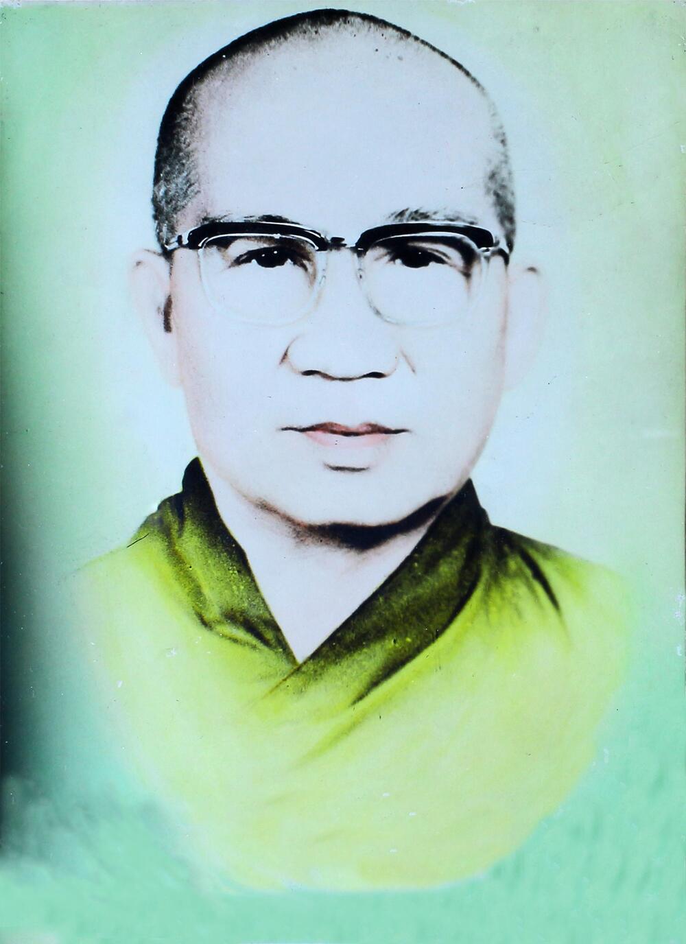 hue-hưng-6