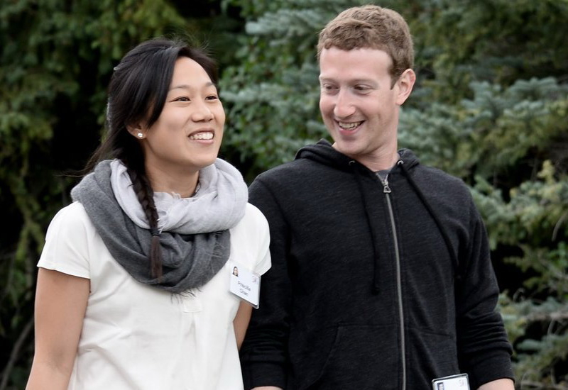 Vợ chồng nhà sáng lập Facbook Mark Zuckerberg.