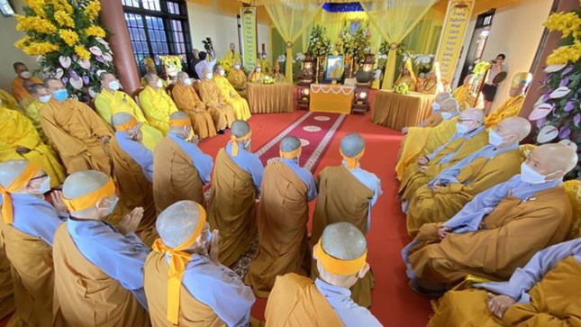 Lễ truy niệm, cung tống kim quan Ni trưởng Thích nữ Huệ Trang