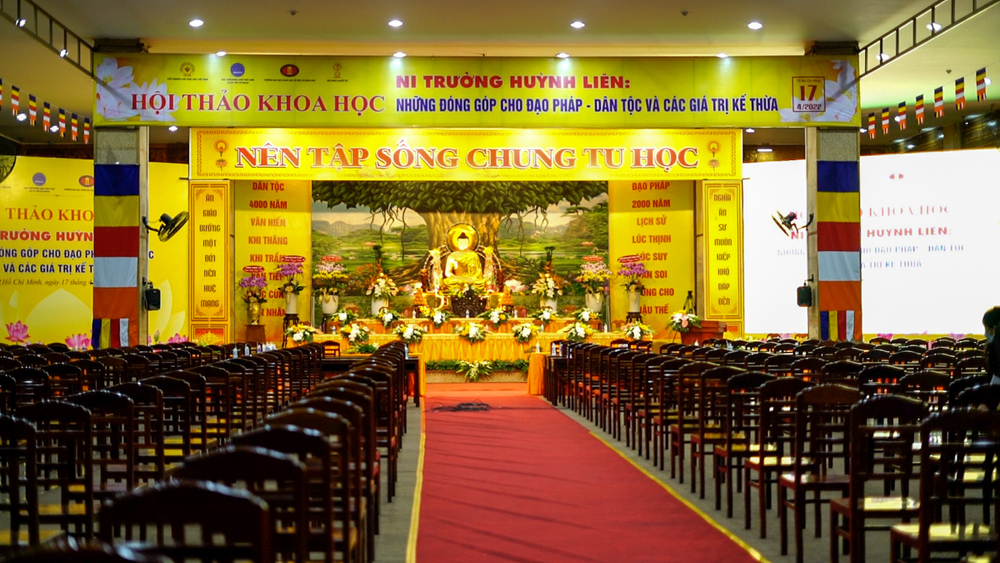 BAN-TIN-THOI-SU-NGAY-16-04.00_11_44_24.Still002