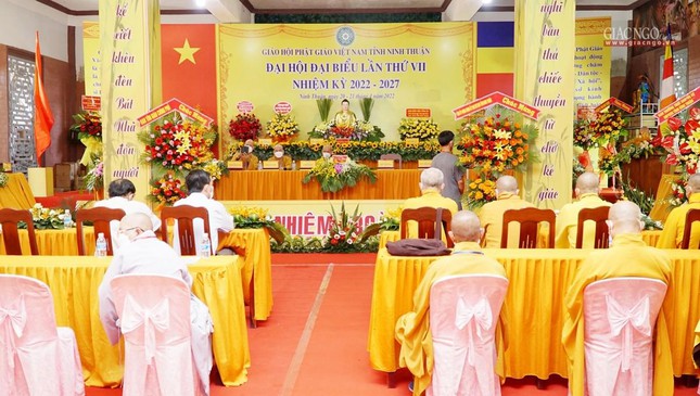 Quang cảnh phiên trù bị Đại hội Phật giáo tỉnh Ninh Thuận chiều 20-4