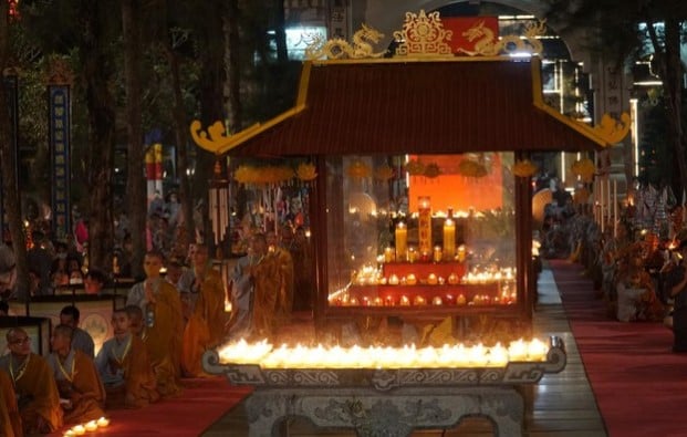 Thuyết U minh giới thể hiện tâm từ và nguyện lực độ sanh của chư Phật