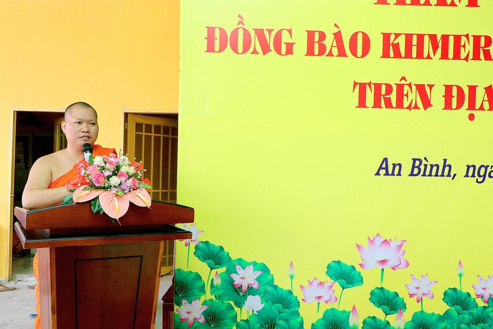 Đại đức Châu Hoài Thái – Ủy viên Hội đồng Trị sự, Phó ban Thông tin Truyền thông Trung ương GHPGVN, Quản tự chùa Tông Kim Quang phát biểu