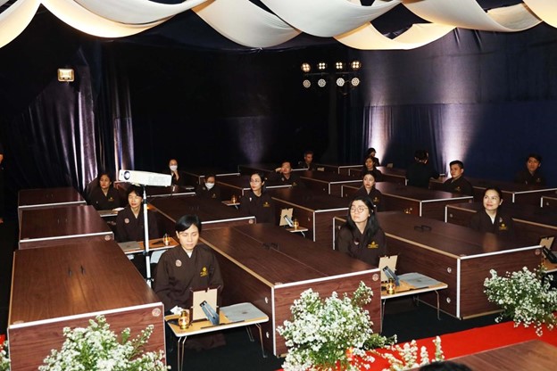 Lễ hội tái sinh