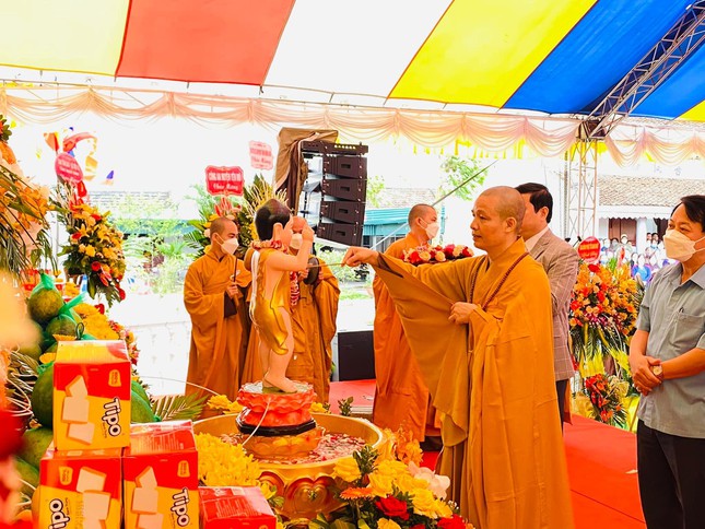 Ban Trị sự Phật giáo huyện Yên Mô trang nghiêm cử hành Đại lễ Phật đản 15