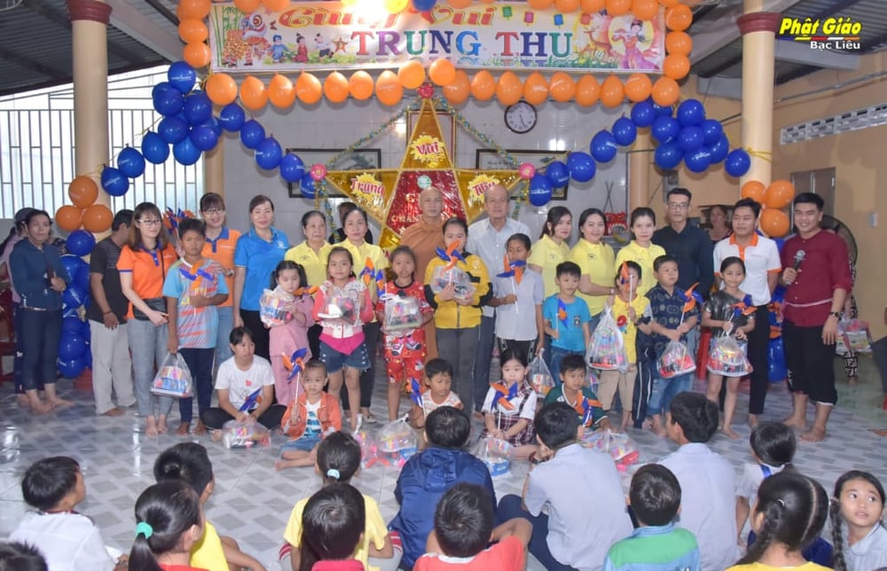 Phật giáo Bạc Liêu đóng góp đặc biệt trong công tác từ thiện xã hội nhiệm kỳ 2017-2022 đạt trên 186 tỷ đồng 7