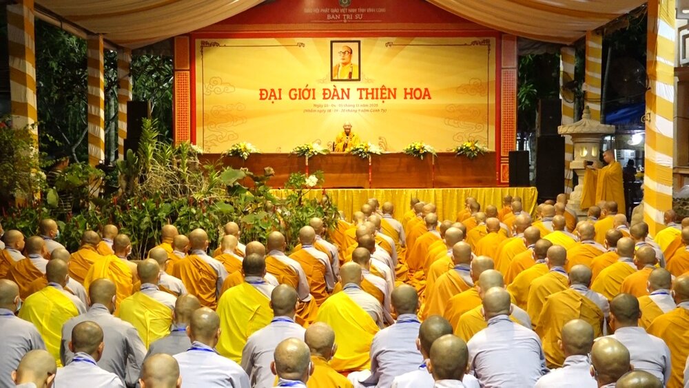 Tiếp dẫn hậu lai, báo Phật ân đức.