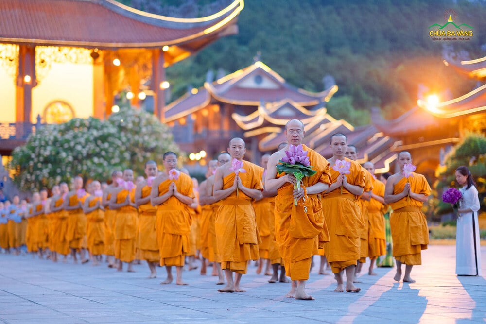 Nguồn gốc và ý nghĩa của ngày lễ Phật đản