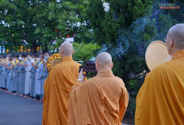 le-tam-phat-tai-chua-hue-nghiem-4-9502