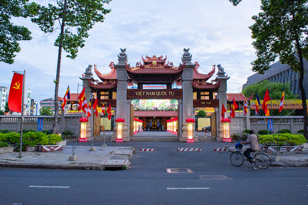 HUY_4768