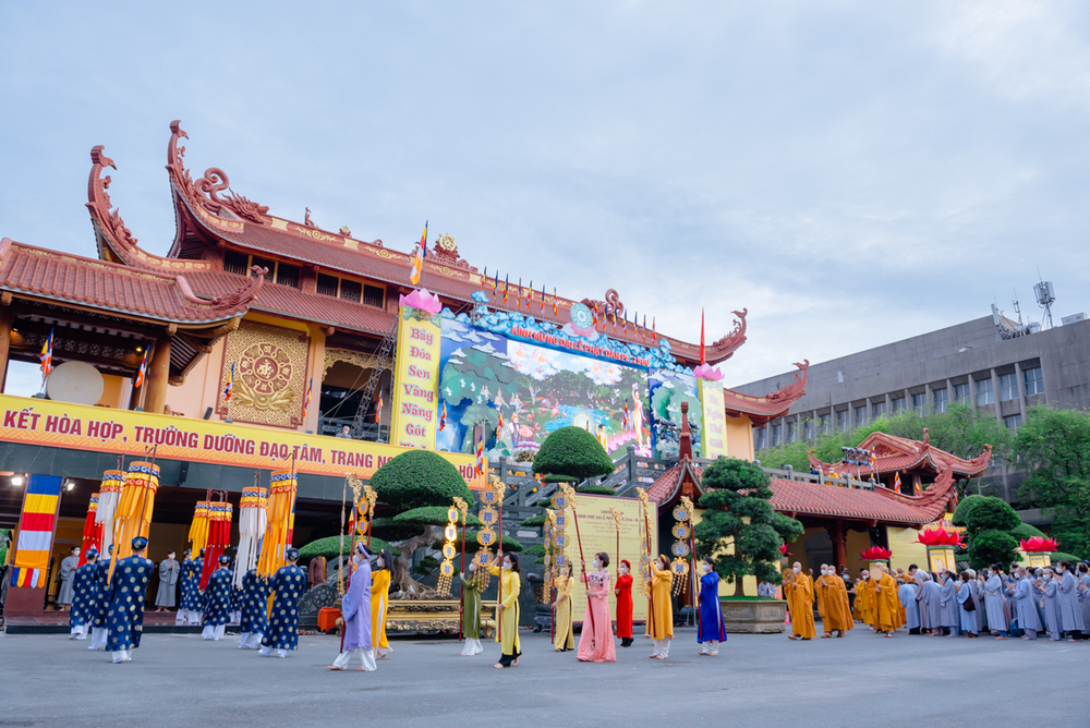 HUY_4799 (1)