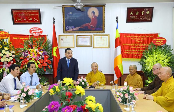 Chủ tịch UBND thành phố Hà Nội Chu Ngọc Anh phát biểu chúc mừng