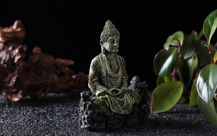 Một tượng Phật vỡ đồng thời một sự bùng vỡ trong tâm để không còn lệ thuộc vào hình tướng bên ngoài nữa!