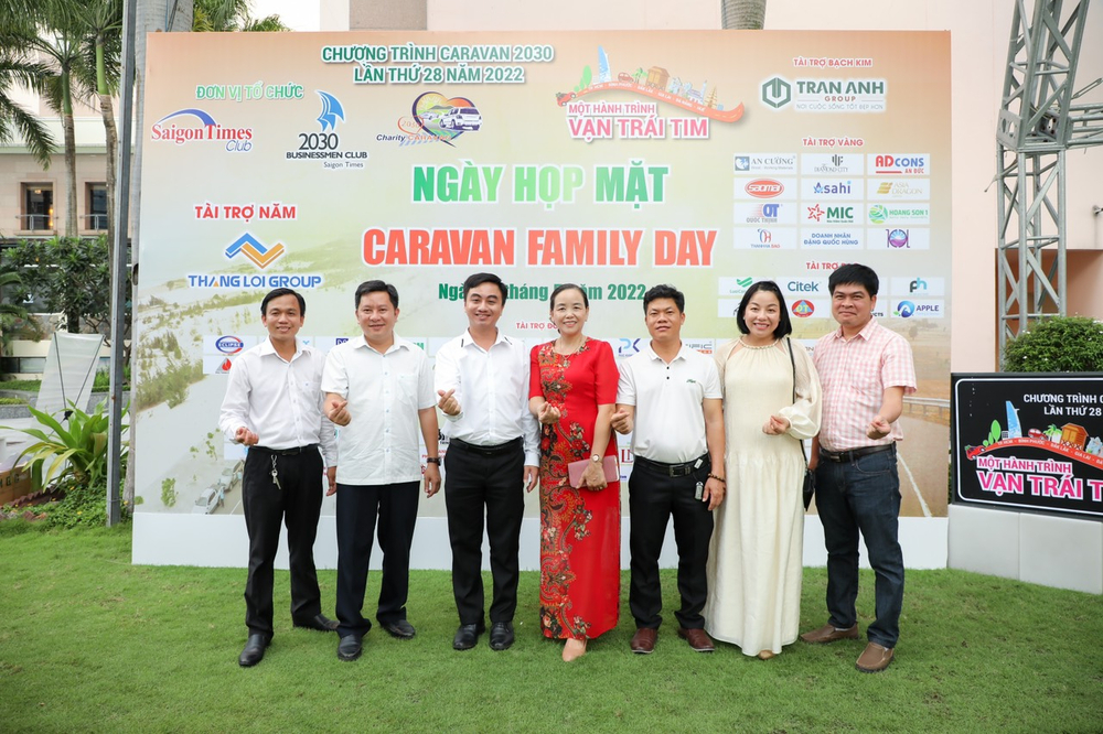“Caravan Family Day”: Kết nối các thành viên tham gia sự kiện “Một Hành Trình - Vạn Trái Tim” để hướng đến sự phát triển bền vững và chung tay lan tỏa điều tử tế.