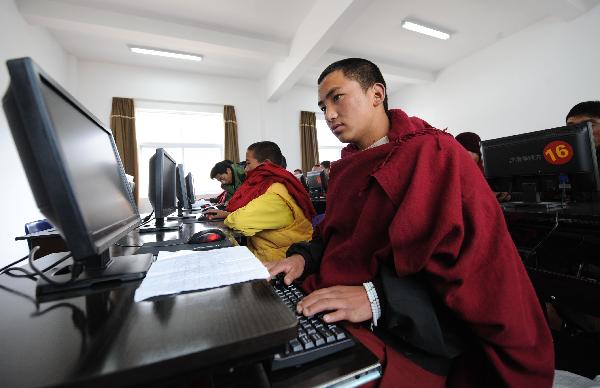 Người được giáo hoá ngày càng nhiều, sức ảnh hưởng càng rộng thì phước báo của người hoằng dương Phật Pháp không thể tưởng tượng được. Họ sẽ được chư Phật Bồ Tát gia hộ, long thiên thiện thần bảo vệ.