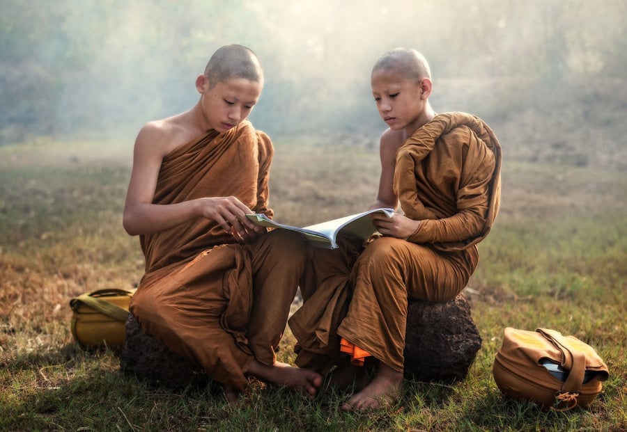 Người Phật tử cần thực tập quán chiếu biết đủ (thiểu dục tri túc) thì tâm hồn mới an lạc...
