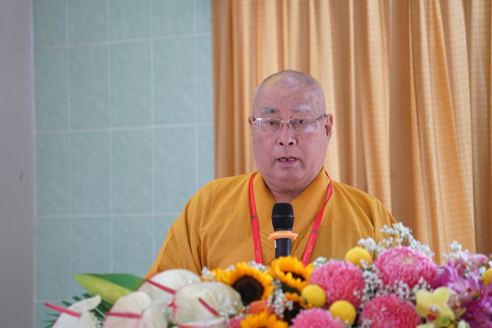 HT.Thích Huệ Minh – Trưởng ban Tổ chức Đại hội phát biểu khai mạc phiên trù bị