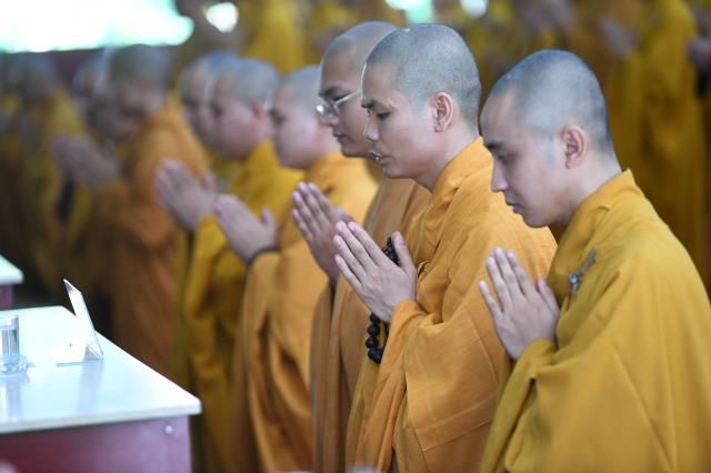 Người giữ đúng giới luật như thế, đạo lực mới phát triển.
