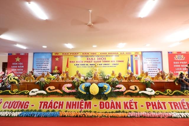 Chủ tọa đại hội