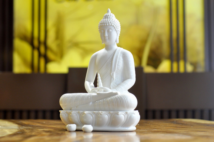 Chọn nơi đặt tượng Phật tôn nghiêm nhất trong nhà.