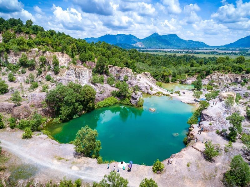 Hồ Tà Pạ - “tuyệt tình cốc” tại vùng Thất Sơn An Giang.