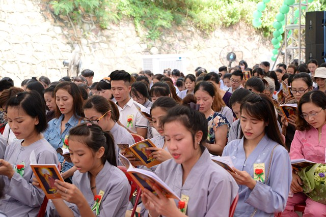 Kinh phật cho giới trẻ - Ảnh minh họa