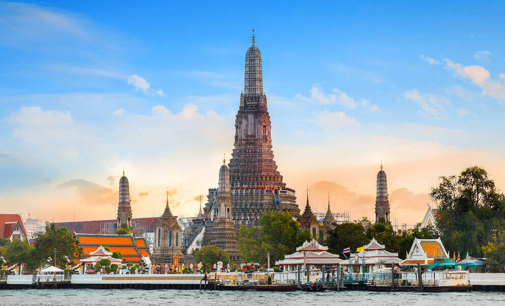 Chùa Wat Arun - Ngôi nhà của Phật Ngọc tại Thái Lan