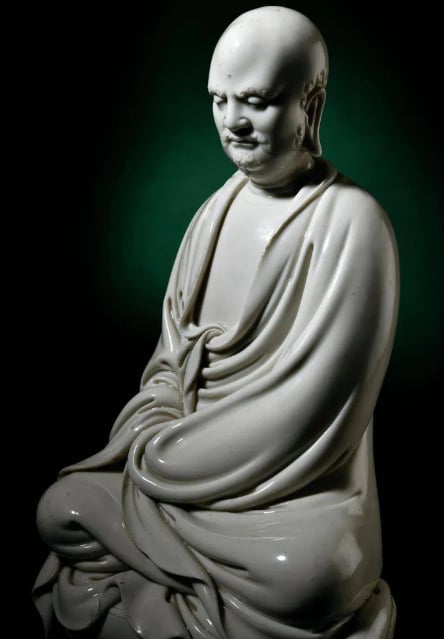 Bức tượng từ thời nhà Minh được chế tác vô cùng tinh xảo.