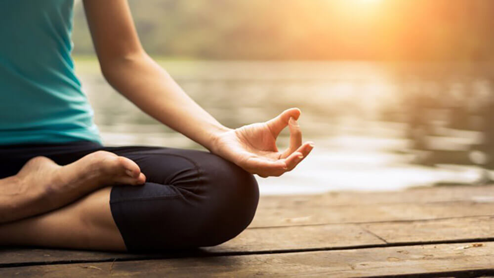 Chánh niệm sẽ giúp ta có sự chú tâm trong giờ phút hiện tại, do đó mà cuộc sống ta trở nên tỉnh thức hơn.