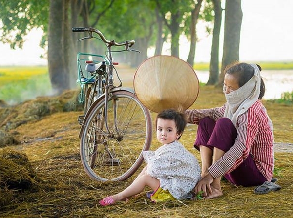 Có con ở bên, mẹ sẽ bình yên suốt cuộc đời mình. (Ảnh minh họa)